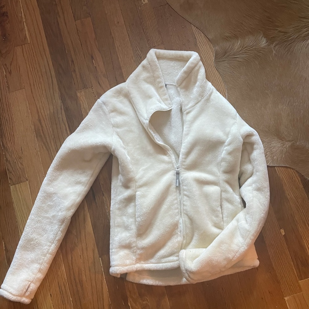 SUPER SOFT HIGH QUALITY JACKET, GREAT FOR SKIING